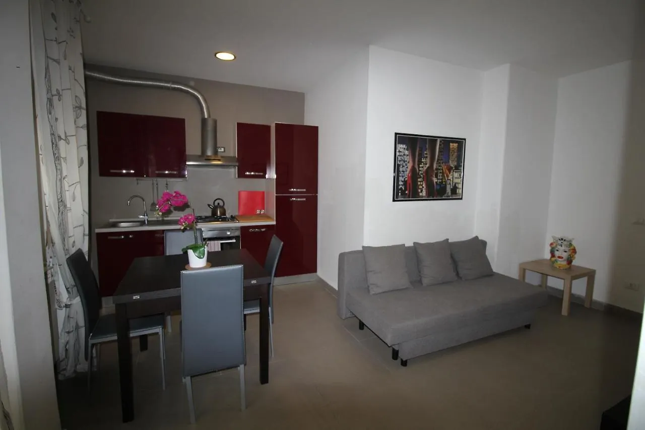 Lägenhet Katana Residence CTA Italien